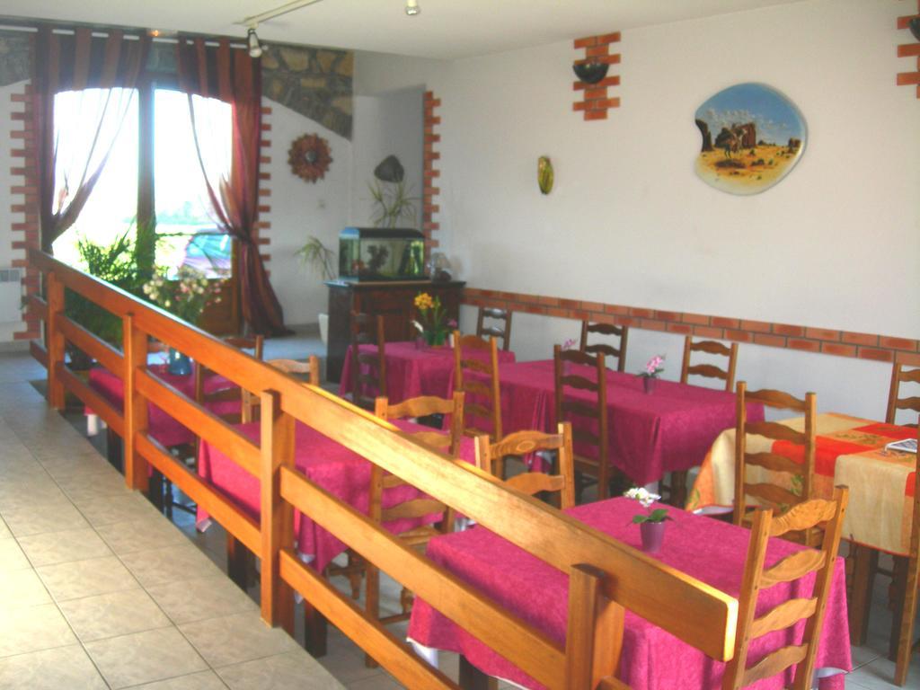 Hotel De La Madeleine Anduze أندوز المظهر الخارجي الصورة