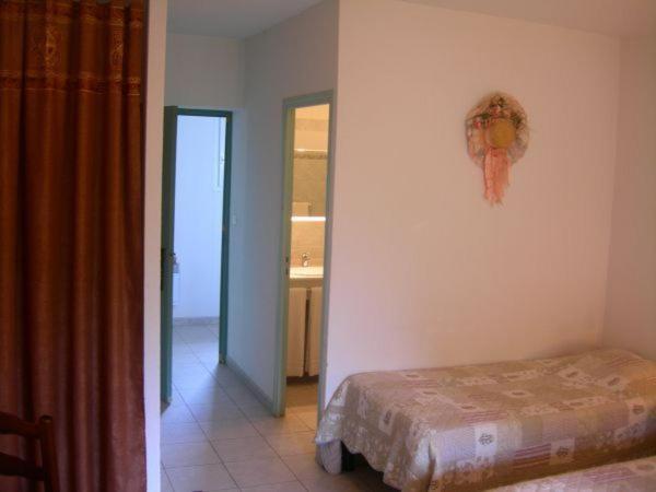 Hotel De La Madeleine Anduze أندوز المظهر الخارجي الصورة